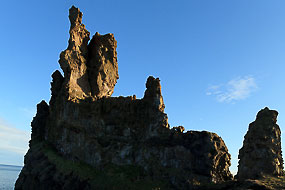 Rochers de Londrangar, Péninsule de Snæfellsnes, Islande