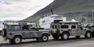 4x4 prêts à embarquer sur le Norrona, Seydifsjordur, islande