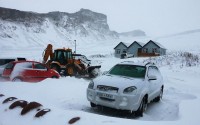 Ma voiture bloquée par la neige à Vik, Islande 2013