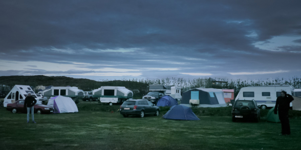 Camping bondé à Stykkis-Holmur, Péninsule de Snaefellness, Islande