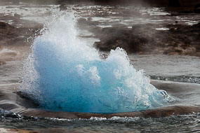 Le geyser Stokkur et la formation de la bulle bleue, Cercle d'or, Islande