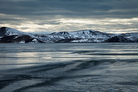 Le lac gelé de Kleifarvatn, Islande