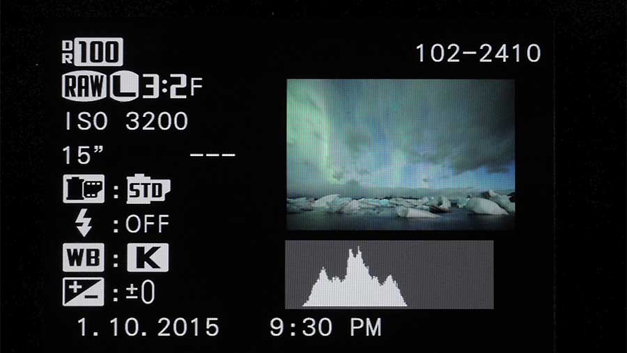 Exemple de réglages de l'appareil photo pour photographier une aurore boréale